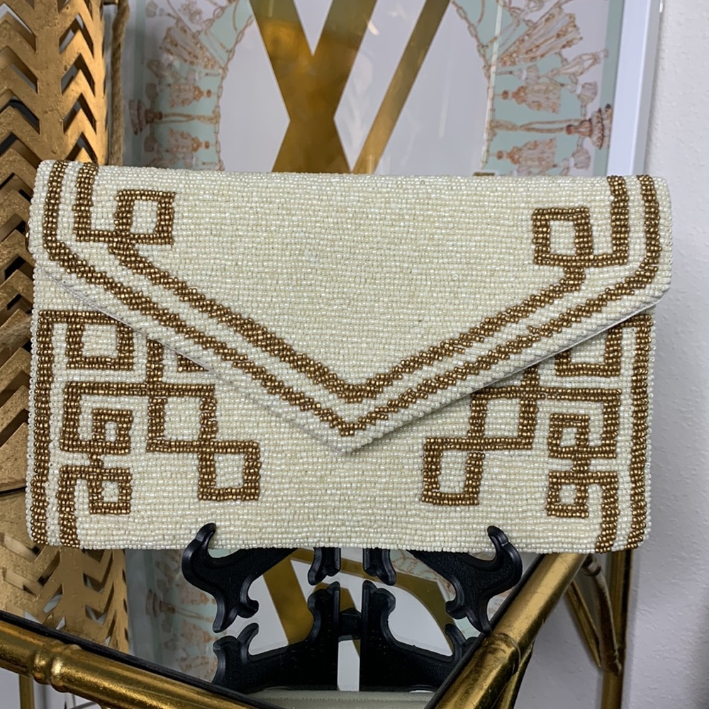 NEW Boutique Handbag - Picture 2 of 6